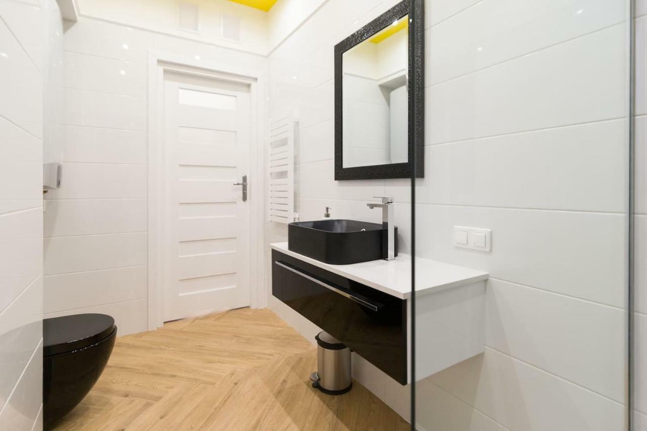 Apartament Przy Parku Krakowskim Buitenkant foto